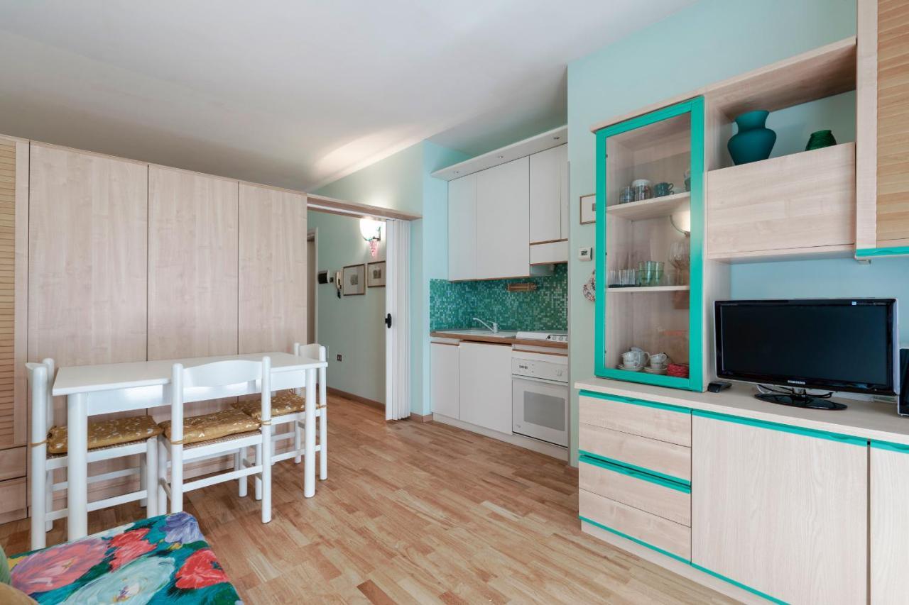 Azzurra Suite - Monolocale Con Piscina E Wifi Sirmione Exterior photo