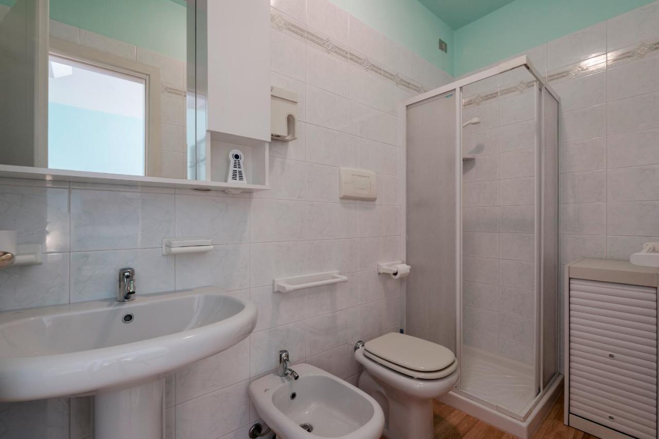 Azzurra Suite - Monolocale Con Piscina E Wifi Sirmione Exterior photo