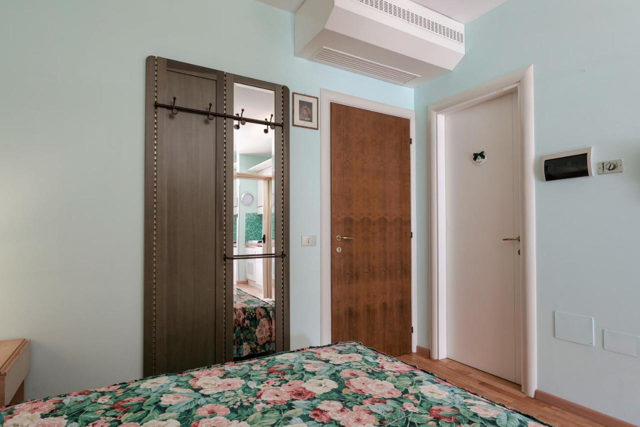 Azzurra Suite - Monolocale Con Piscina E Wifi Sirmione Exterior photo